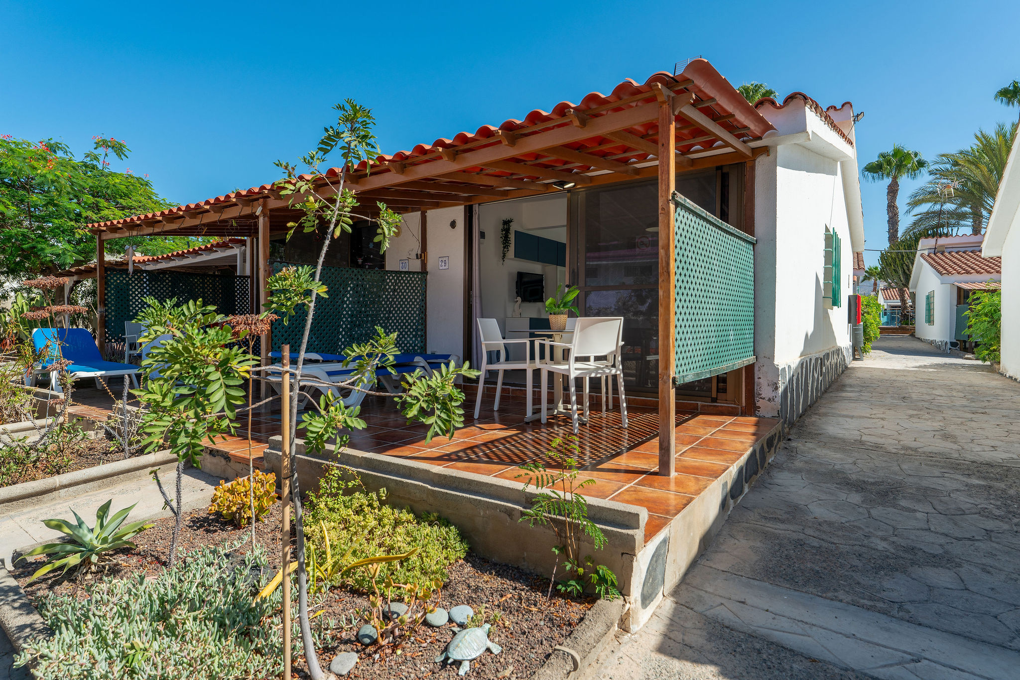 Bungalows_Roamdie_Saratour_-38